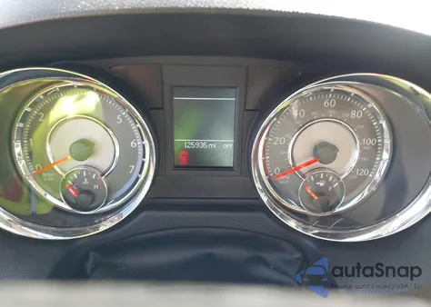 2016 Chrysler Town & Country Touring z USA, uszkodzony, nr VIN 2C4RC1BG7GR259700